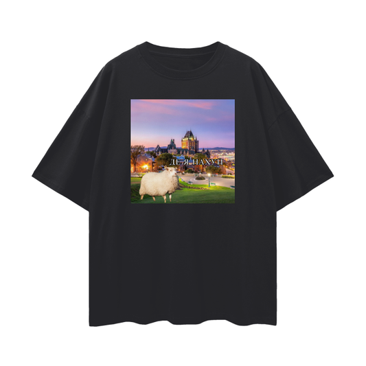 Oversized T-shirt "Lost in Quebec"