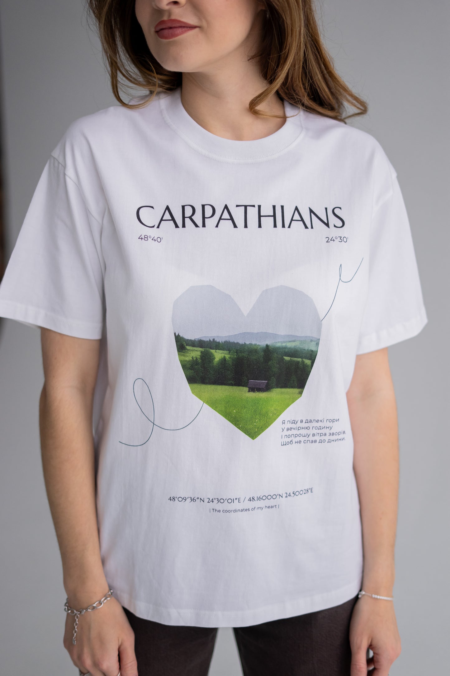 "Carpathians" Unisex Seamless T-Shirt - 230 GSM